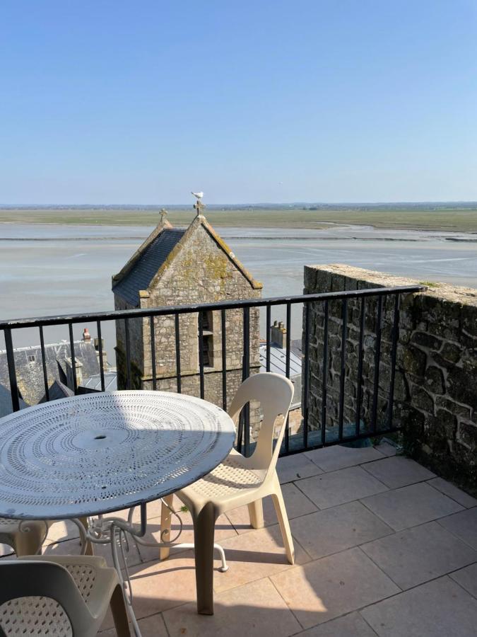 La Vieille Auberge Mont-Saint-Michel Bagian luar foto