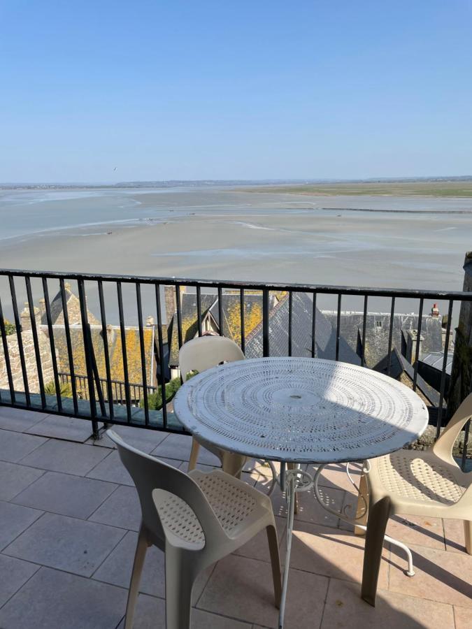 La Vieille Auberge Mont-Saint-Michel Bagian luar foto