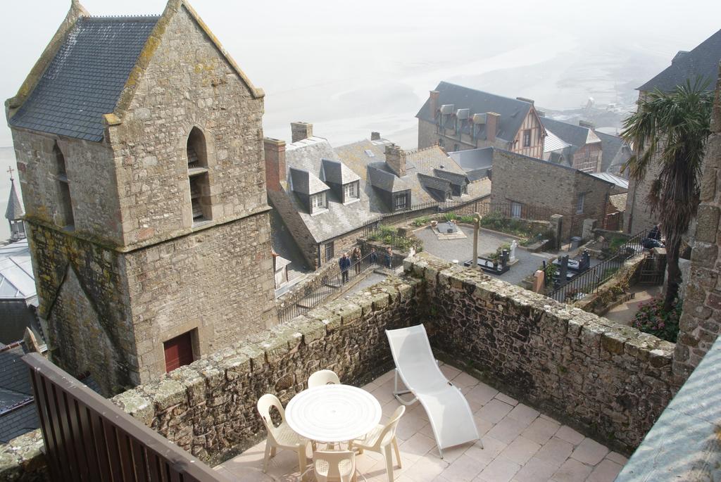 La Vieille Auberge Mont-Saint-Michel Ruang foto